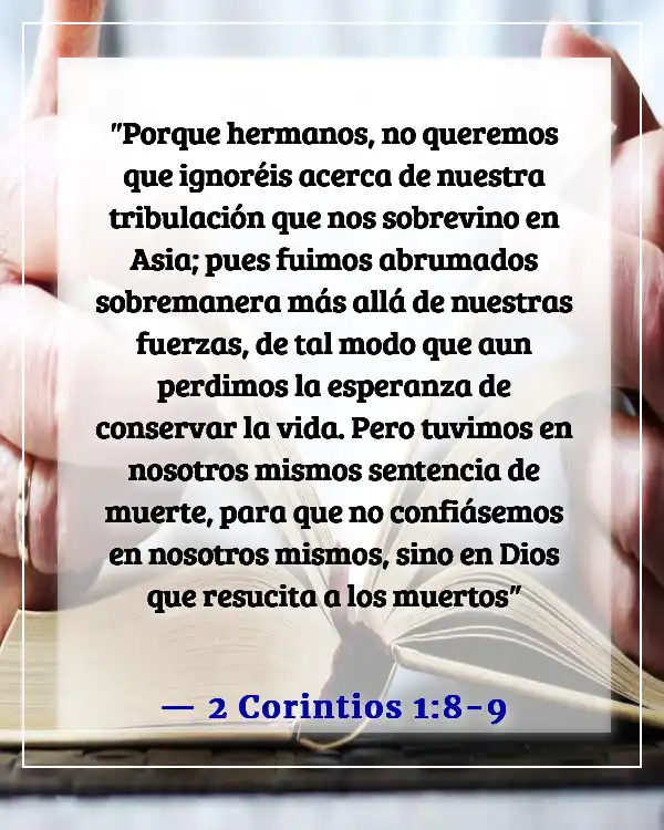 Versículo bíblico sobre pruebas y sufrimiento (2 Corintios 1:8-9)