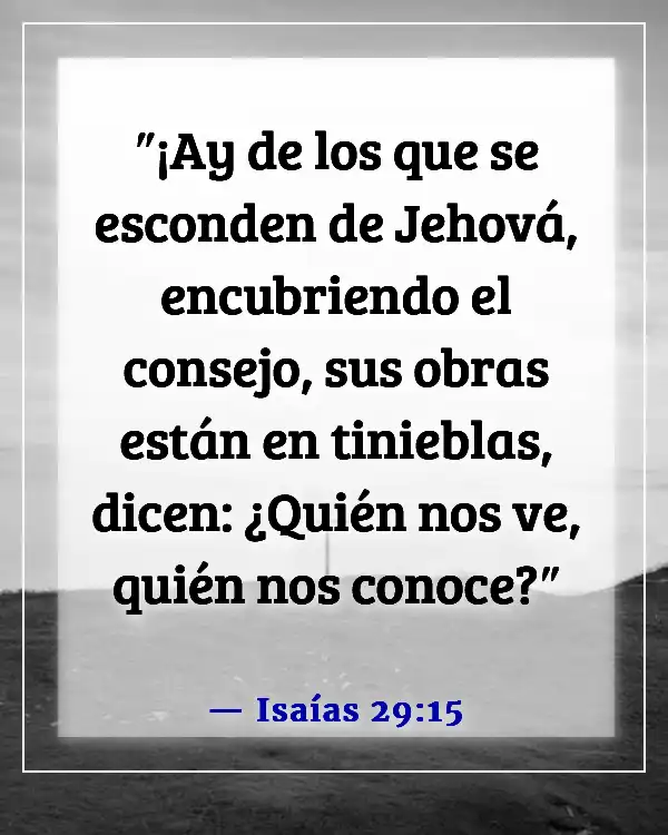 Versículos de la Biblia sobre enemigos ocultos (Isaías 29:15)